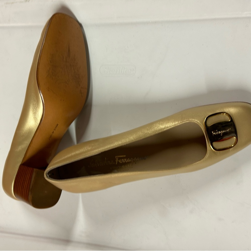 Brand new Salvatore Ferragamo